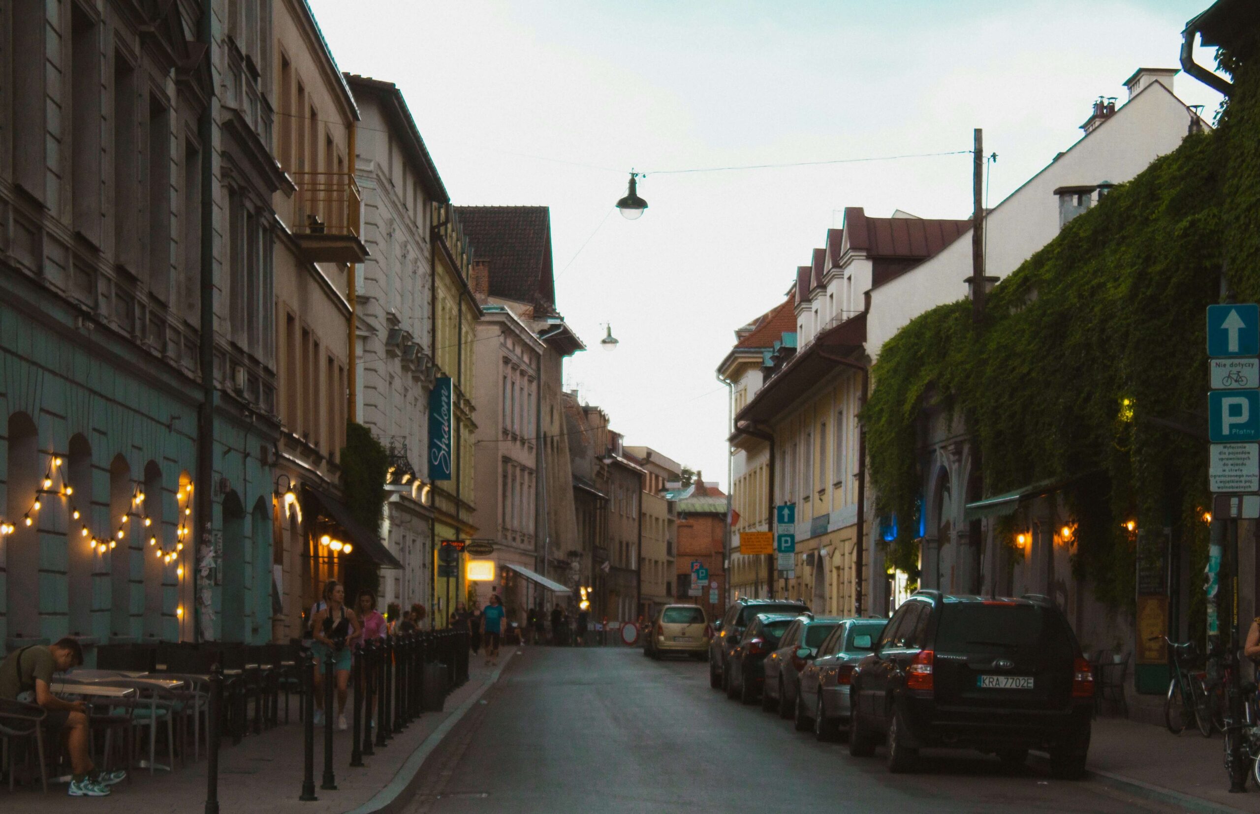 Kazimierz Jewish Quarter street on a Krakow heritage tour